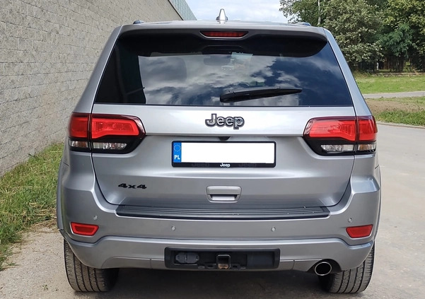 Jeep Grand Cherokee cena 135900 przebieg: 56000, rok produkcji 2020 z Łódź małe 277